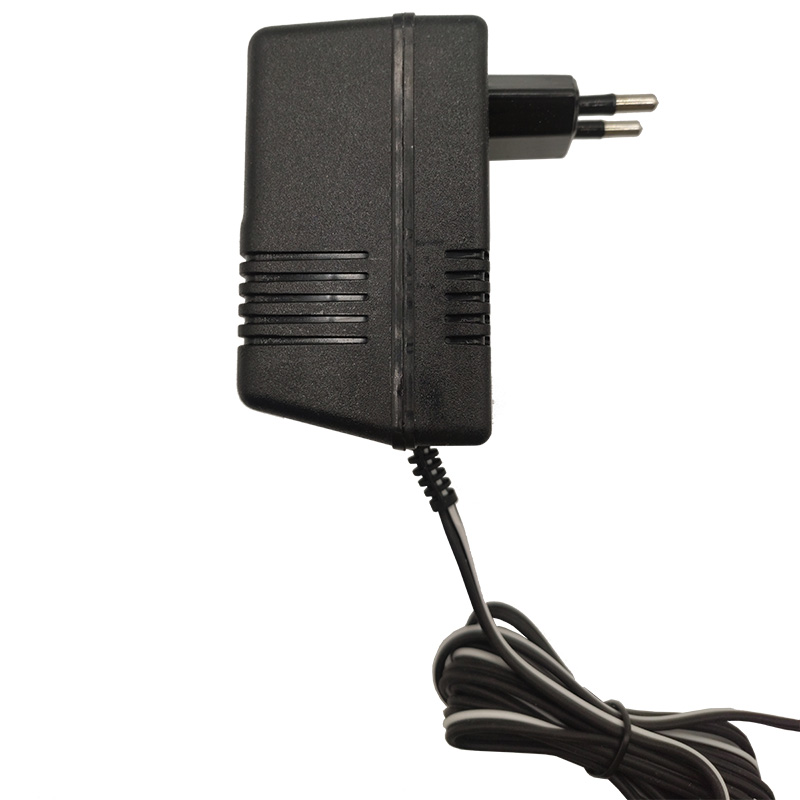 آداپتور ترانسی 6 ولت 500 میلی آمپر مثبت وسط